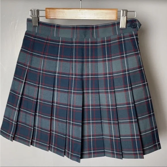 American Apparel Gabardine Plaid Tennis Skirt - Picture 11 of 13